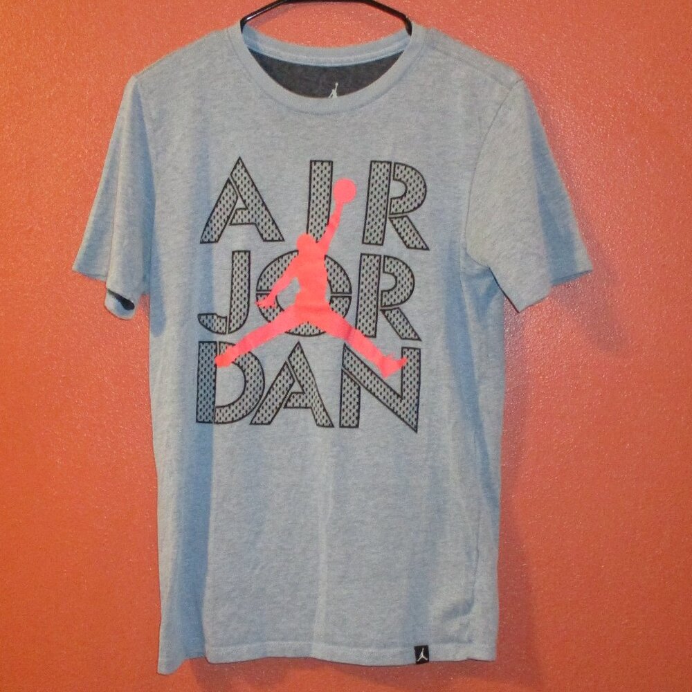 Jordan Shirt Woman Small Gray Orange Black Jumping Airman Basketball Shirt